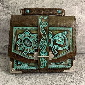 Patricia Nash Stella Flap Handbag